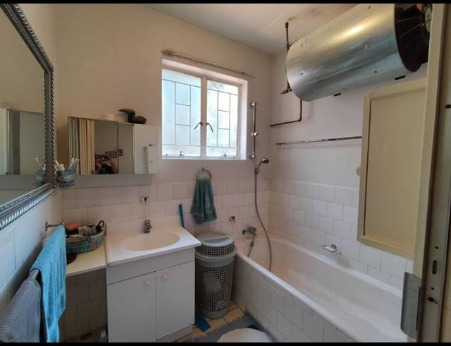 2 BEDROOM APARTMENT FOR SALE IN ELDORAIGNE